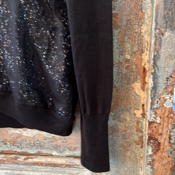 2b Rych Sequin Sweater - Picture 3 of 4